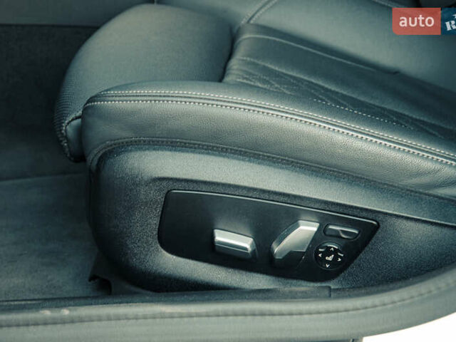 Белый БМВ 5 Серия, объемом двигателя 2 л и пробегом 19 тыс. км за 49500 $, фото 10 на Automoto.ua