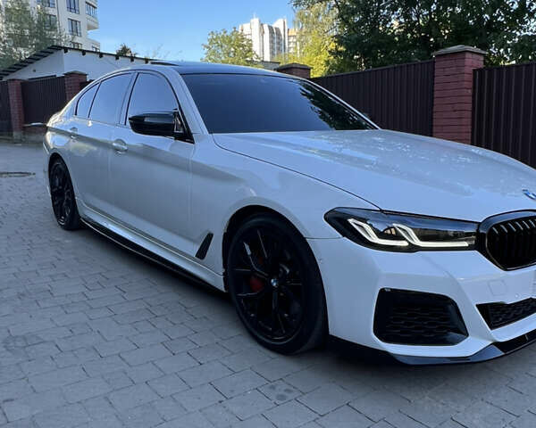 Белый БМВ 5 Серия, объемом двигателя 3 л и пробегом 45 тыс. км за 45990 $, фото 8 на Automoto.ua