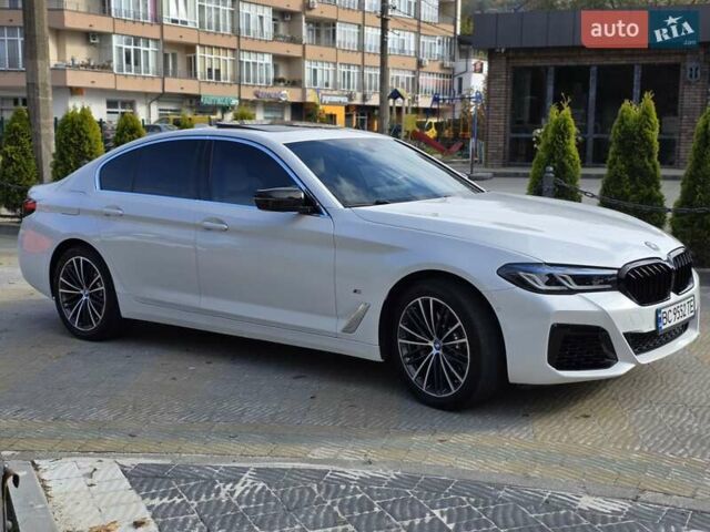 Белый БМВ 5 Серия, объемом двигателя 2 л и пробегом 49 тыс. км за 41799 $, фото 8 на Automoto.ua