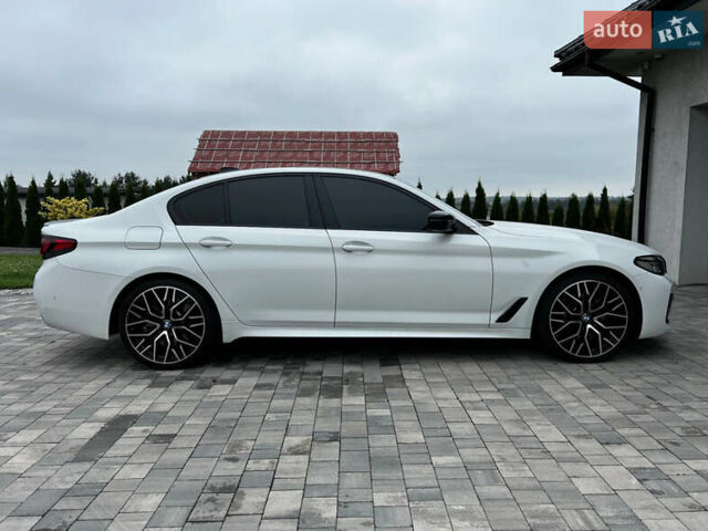 Білий БМВ 5 Серія, об'ємом двигуна 3 л та пробігом 44 тис. км за 11600 $, фото 3 на Automoto.ua