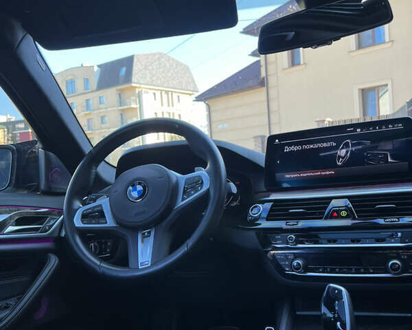 Белый БМВ 5 Серия, объемом двигателя 3 л и пробегом 45 тыс. км за 45990 $, фото 46 на Automoto.ua