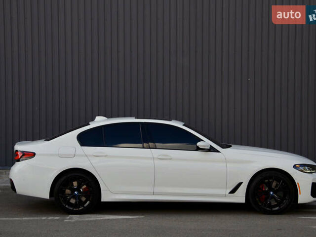 Белый БМВ 5 Серия, объемом двигателя 2 л и пробегом 19 тыс. км за 49500 $, фото 4 на Automoto.ua