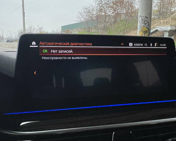 Белый БМВ 5 Серия, объемом двигателя 3 л и пробегом 17 тыс. км за 53500 $, фото 11 на Automoto.ua
