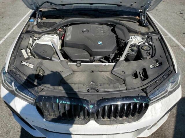 Белый БМВ 5 Серия, объемом двигателя 2 л и пробегом 29 тыс. км за 17000 $, фото 10 на Automoto.ua