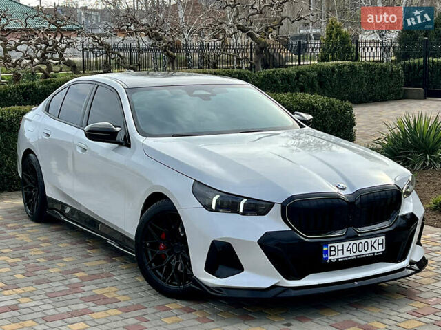Белый БМВ 5 Серия, объемом двигателя 2 л и пробегом 38 тыс. км за 64000 $, фото 15 на Automoto.ua