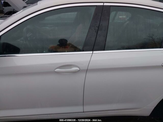 Белый БМВ 5 Серия, объемом двигателя 2 л и пробегом 70 тыс. км за 29200 $, фото 7 на Automoto.ua