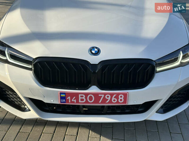 Белый БМВ 5 Серия, объемом двигателя 2 л и пробегом 71 тыс. км за 48500 $, фото 39 на Automoto.ua