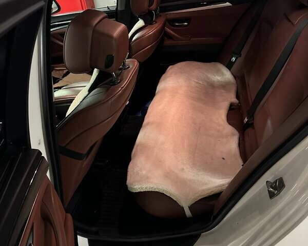 Белый БМВ 5 Серия, объемом двигателя 2 л и пробегом 270 тыс. км за 13000 $, фото 19 на Automoto.ua