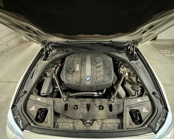 Белый БМВ 5 Серия, объемом двигателя 2 л и пробегом 270 тыс. км за 13000 $, фото 5 на Automoto.ua