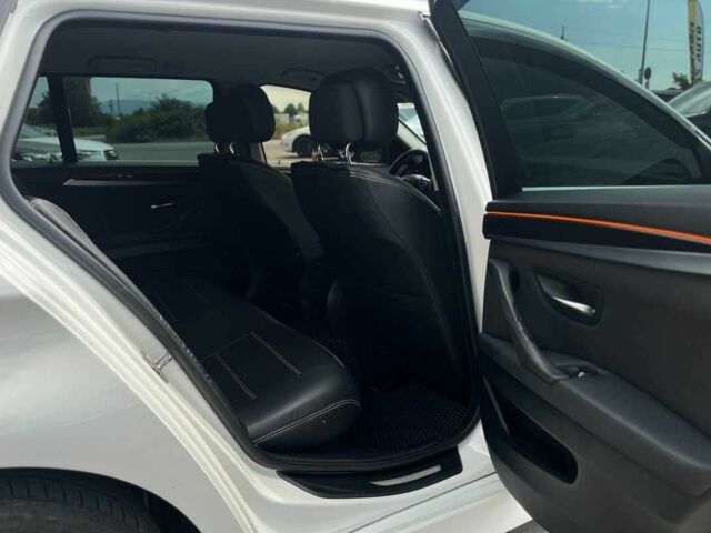 Белый БМВ 5 Серия, объемом двигателя 2 л и пробегом 411 тыс. км за 13400 $, фото 11 на Automoto.ua