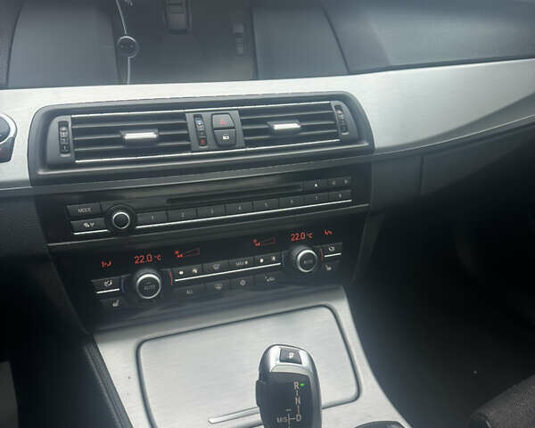 Белый БМВ 5 Серия, объемом двигателя 2 л и пробегом 300 тыс. км за 14777 $, фото 14 на Automoto.ua