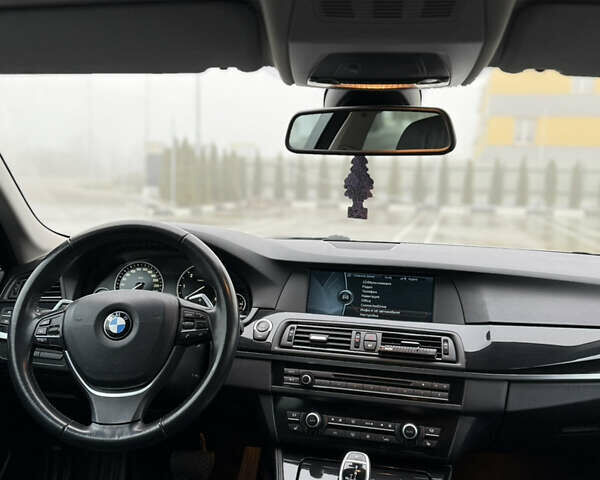 Белый БМВ 5 Серия, объемом двигателя 2.99 л и пробегом 267 тыс. км за 14300 $, фото 12 на Automoto.ua