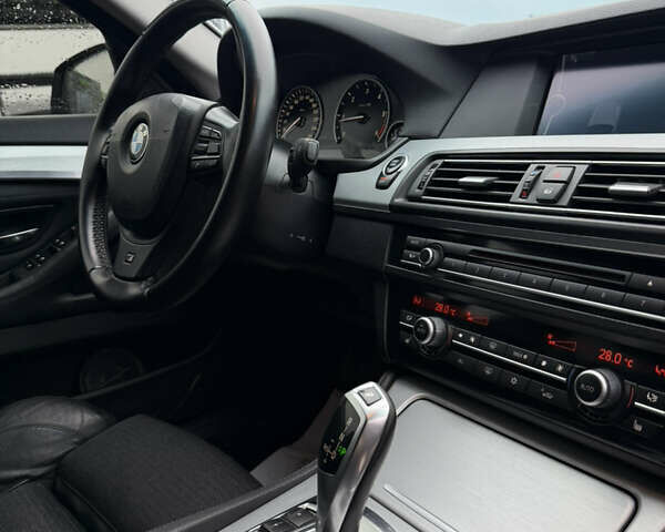 Белый БМВ 5 Серия, объемом двигателя 2 л и пробегом 317 тыс. км за 12999 $, фото 11 на Automoto.ua