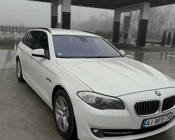 Белый БМВ 5 Серия, объемом двигателя 2.99 л и пробегом 267 тыс. км за 14300 $, фото 6 на Automoto.ua