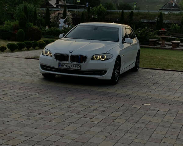 Белый БМВ 5 Серия, объемом двигателя 2 л и пробегом 430 тыс. км за 13000 $, фото 2 на Automoto.ua