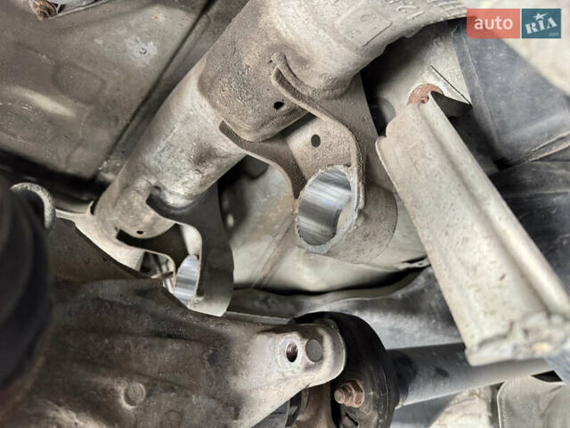 Белый БМВ 5 Серия, объемом двигателя 2 л и пробегом 268 тыс. км за 16000 $, фото 20 на Automoto.ua