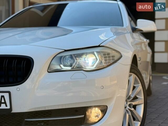 Білий БМВ 5 Серія, об'ємом двигуна 2 л та пробігом 340 тис. км за 12650 $, фото 44 на Automoto.ua