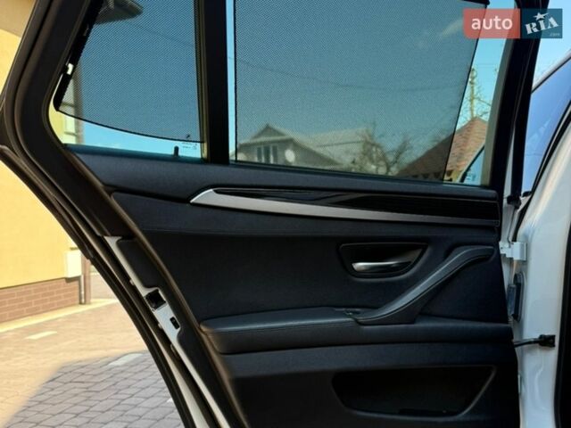 Білий БМВ 5 Серія, об'ємом двигуна 2 л та пробігом 340 тис. км за 12650 $, фото 14 на Automoto.ua