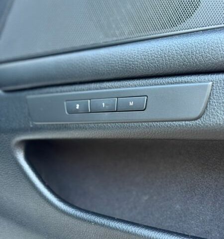 Белый БМВ 5 Серия, объемом двигателя 2 л и пробегом 340 тыс. км за 12650 $, фото 38 на Automoto.ua