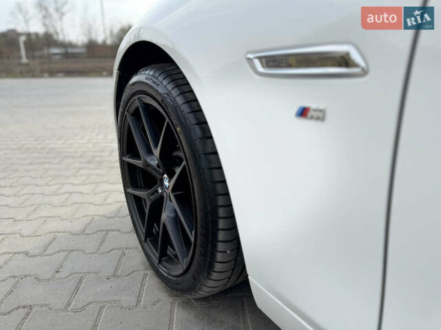 Белый БМВ 5 Серия, объемом двигателя 2 л и пробегом 281 тыс. км за 18600 $, фото 25 на Automoto.ua