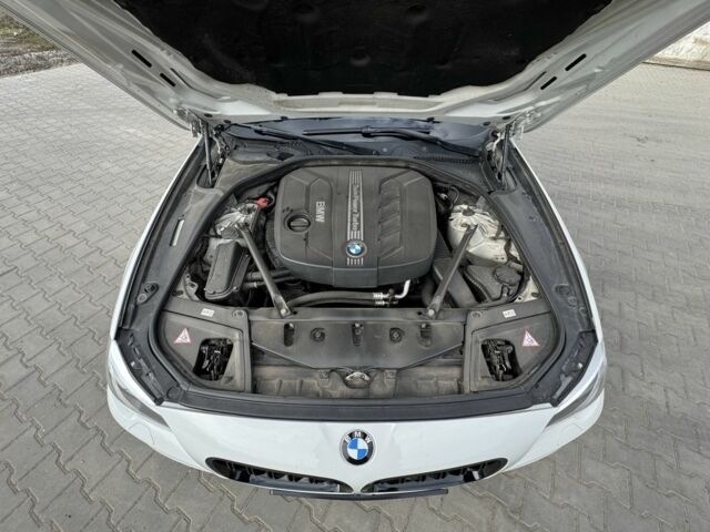 Білий БМВ 5 Серія, об'ємом двигуна 2 л та пробігом 281 тис. км за 18600 $, фото 19 на Automoto.ua