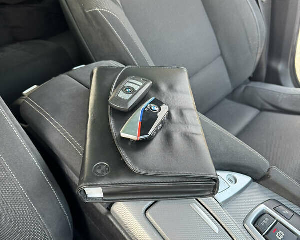 Белый БМВ 5 Серия, объемом двигателя 2 л и пробегом 281 тыс. км за 18600 $, фото 31 на Automoto.ua