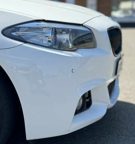 Белый БМВ 5 Серия, объемом двигателя 2 л и пробегом 325 тыс. км за 13900 $, фото 6 на Automoto.ua