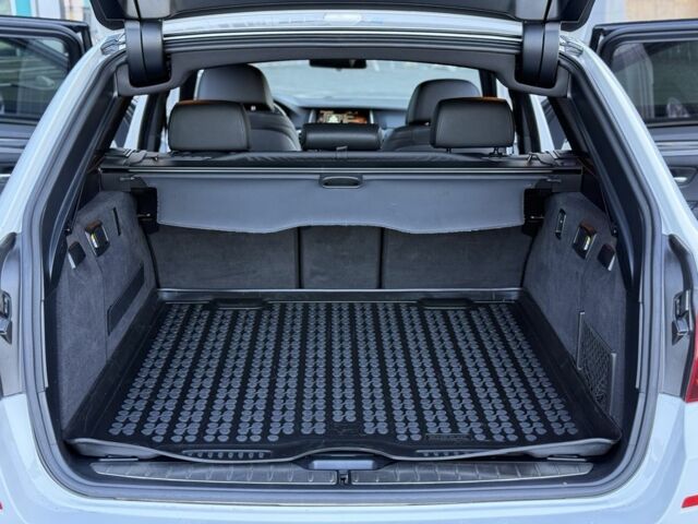 Белый БМВ 5 Серия, объемом двигателя 3 л и пробегом 235 тыс. км за 17999 $, фото 11 на Automoto.ua