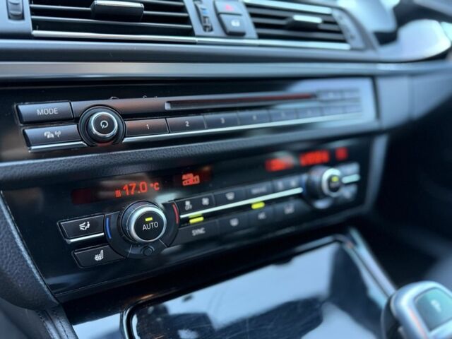 Белый БМВ 5 Серия, объемом двигателя 3 л и пробегом 235 тыс. км за 17999 $, фото 22 на Automoto.ua