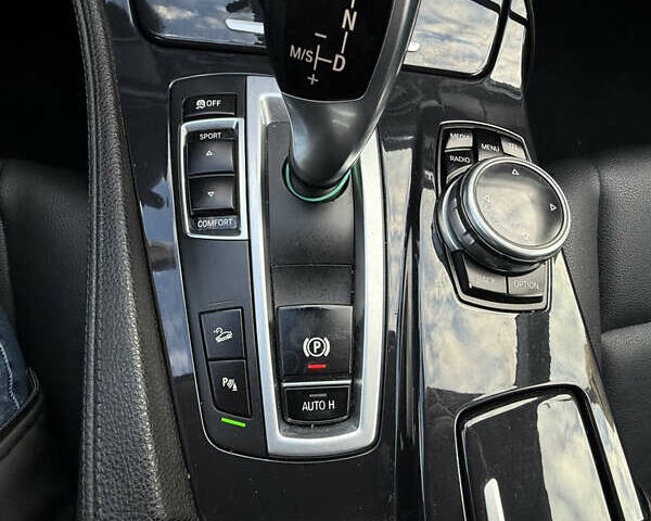 Білий БМВ 5 Серія, об'ємом двигуна 2 л та пробігом 249 тис. км за 13999 $, фото 31 на Automoto.ua