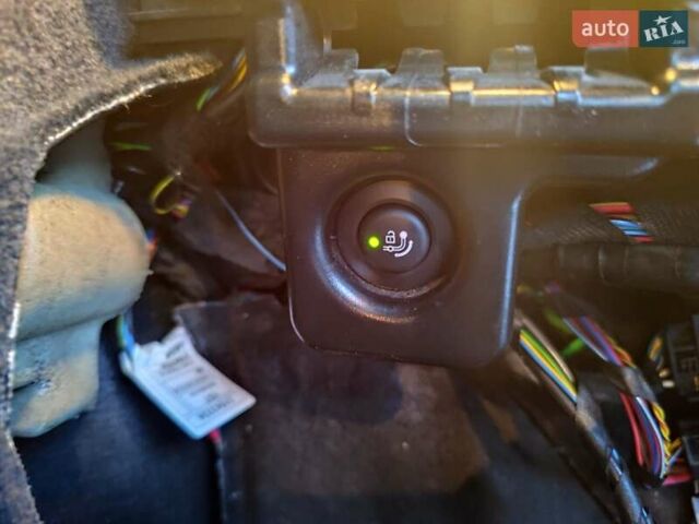 Белый БМВ 5 Серия, объемом двигателя 3 л и пробегом 236 тыс. км за 18550 $, фото 42 на Automoto.ua