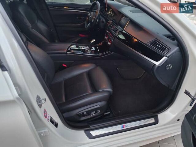 Белый БМВ 5 Серия, объемом двигателя 3 л и пробегом 236 тыс. км за 18550 $, фото 15 на Automoto.ua