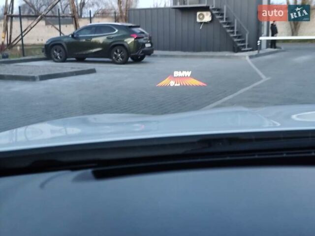 Белый БМВ 5 Серия, объемом двигателя 3 л и пробегом 236 тыс. км за 18550 $, фото 37 на Automoto.ua