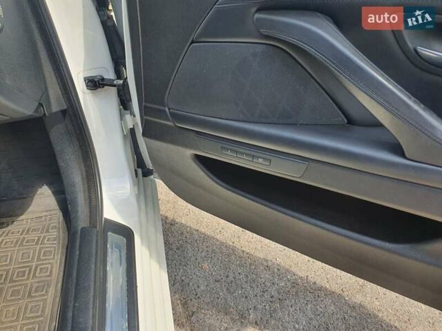 Белый БМВ 5 Серия, объемом двигателя 2 л и пробегом 330 тыс. км за 17000 $, фото 11 на Automoto.ua