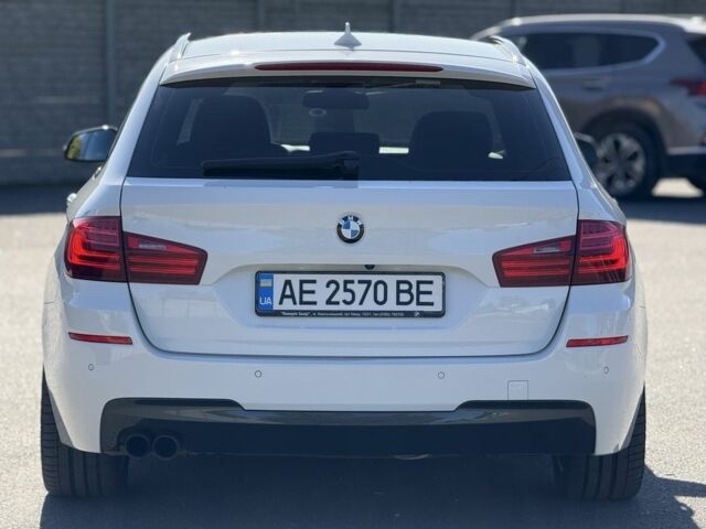 Белый БМВ 5 Серия, объемом двигателя 3 л и пробегом 235 тыс. км за 17999 $, фото 3 на Automoto.ua