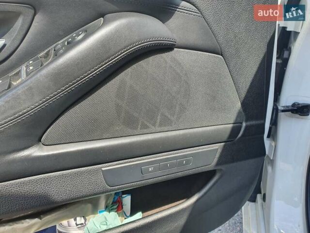 Белый БМВ 5 Серия, объемом двигателя 2 л и пробегом 330 тыс. км за 17000 $, фото 10 на Automoto.ua