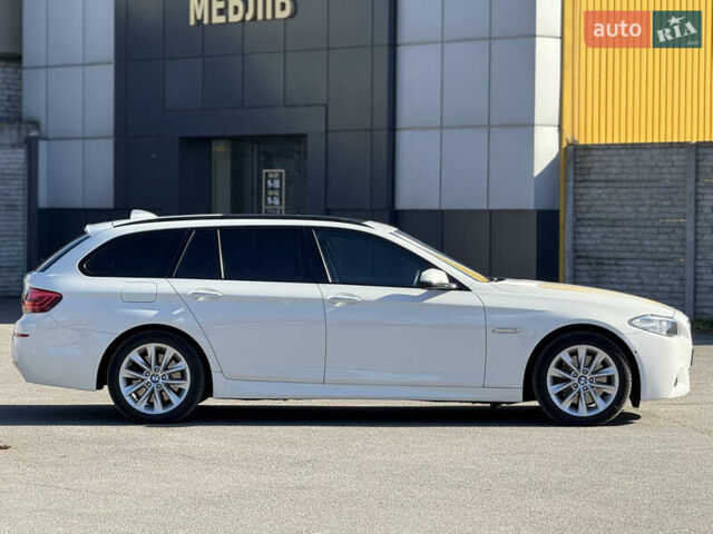 Белый БМВ 5 Серия, объемом двигателя 2.99 л и пробегом 230 тыс. км за 17999 $, фото 5 на Automoto.ua
