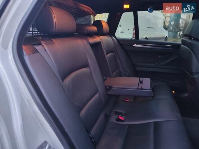 Белый БМВ 5 Серия, объемом двигателя 3 л и пробегом 236 тыс. км за 18550 $, фото 30 на Automoto.ua