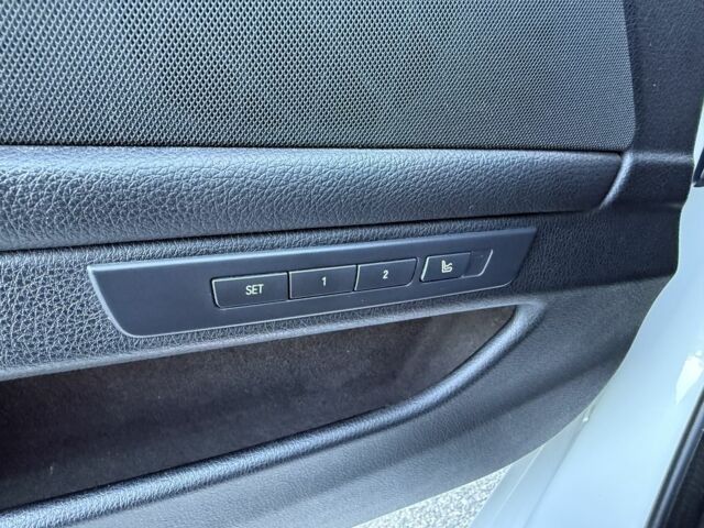 Белый БМВ 5 Серия, объемом двигателя 3 л и пробегом 235 тыс. км за 17999 $, фото 18 на Automoto.ua