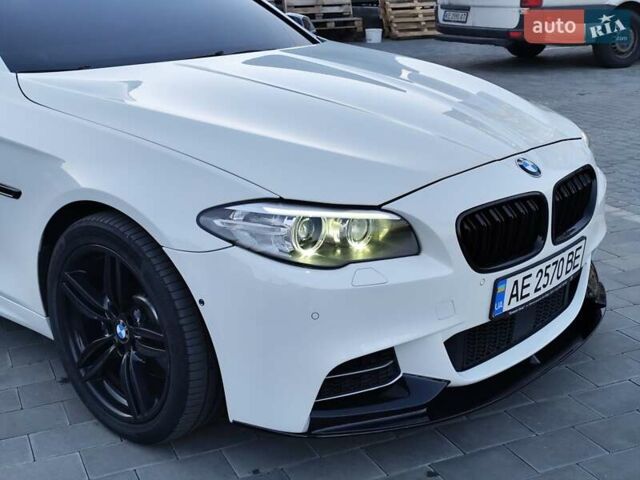 Белый БМВ 5 Серия, объемом двигателя 3 л и пробегом 236 тыс. км за 18550 $, фото 11 на Automoto.ua