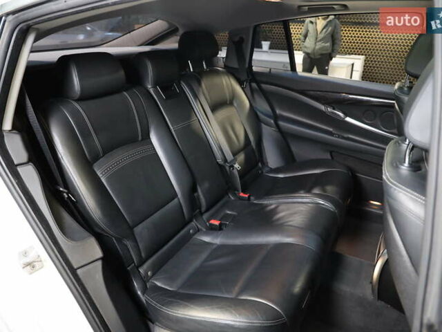 Білий БМВ 5 Серія, об'ємом двигуна 2.98 л та пробігом 127 тис. км за 19500 $, фото 32 на Automoto.ua