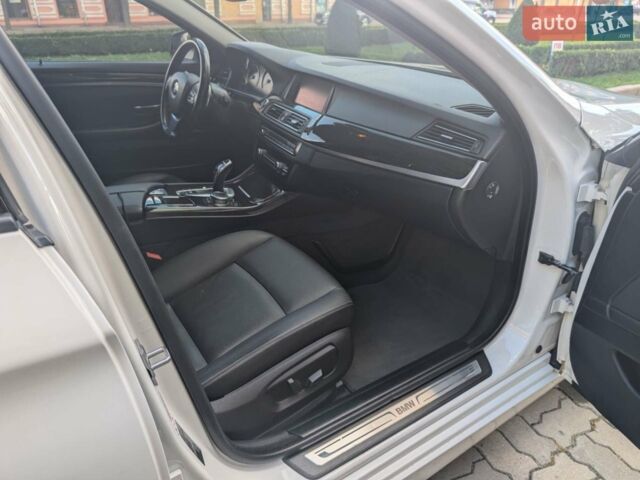 Білий БМВ 5 Серія, об'ємом двигуна 2 л та пробігом 250 тис. км за 16000 $, фото 18 на Automoto.ua