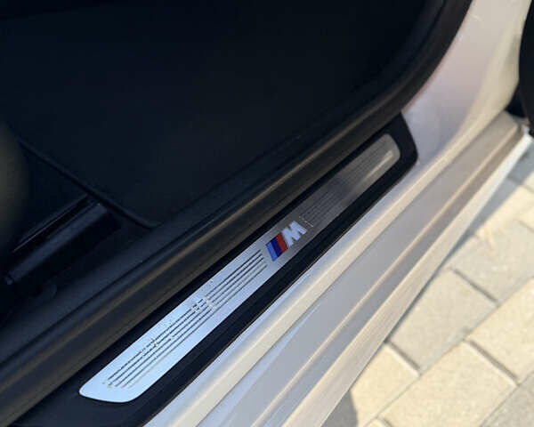 Белый БМВ 5 Серия, объемом двигателя 3 л и пробегом 130 тыс. км за 29000 $, фото 11 на Automoto.ua