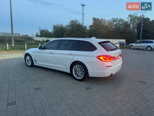 Белый БМВ 5 Серия, объемом двигателя 2.99 л и пробегом 254 тыс. км за 23400 $, фото 26 на Automoto.ua