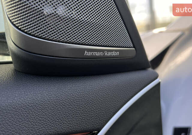 Белый БМВ 5 Серия, объемом двигателя 2.99 л и пробегом 158 тыс. км за 30817 $, фото 13 на Automoto.ua