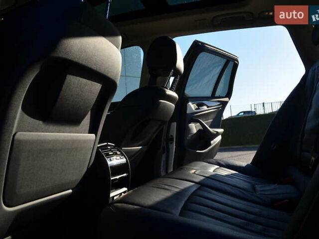 Белый БМВ 5 Серия, объемом двигателя 2.99 л и пробегом 158 тыс. км за 30817 $, фото 54 на Automoto.ua