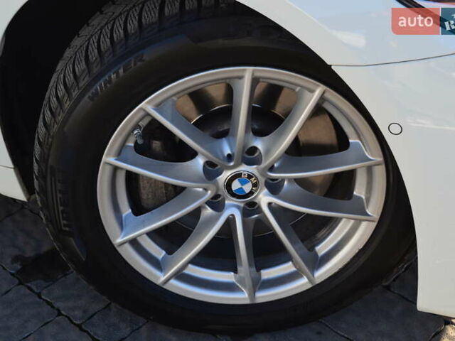 Белый БМВ 5 Серия, объемом двигателя 2.99 л и пробегом 158 тыс. км за 30817 $, фото 5 на Automoto.ua