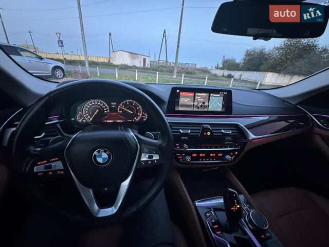 Белый БМВ 5 Серия, объемом двигателя 2.99 л и пробегом 254 тыс. км за 23400 $, фото 50 на Automoto.ua