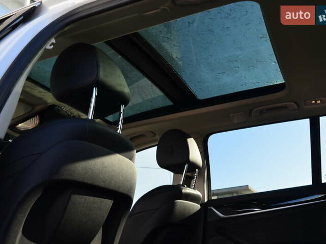 Белый БМВ 5 Серия, объемом двигателя 2.99 л и пробегом 158 тыс. км за 30817 $, фото 58 на Automoto.ua