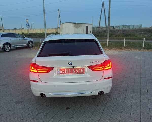 Белый БМВ 5 Серия, объемом двигателя 2.99 л и пробегом 254 тыс. км за 23400 $, фото 27 на Automoto.ua